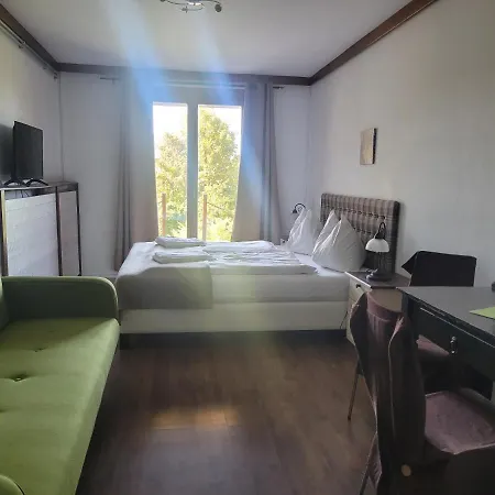 Jaeger בית הארחה אננהיים