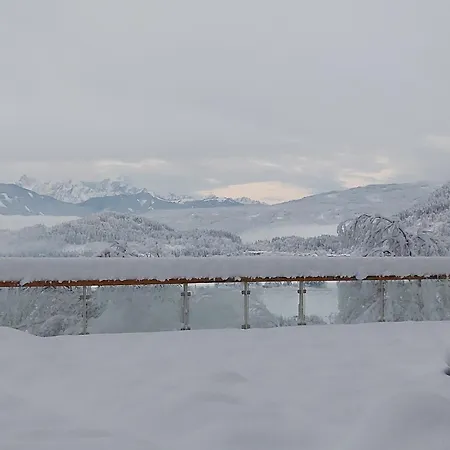 Jaeger بيت ضيافة 3*